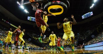 Oregon Ducks Basketball Drops To 23 In AP Polls