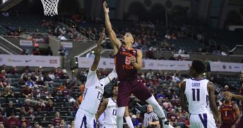 Being Optimistic About The Washington Huskies’ Slow Start To The Basketball Season