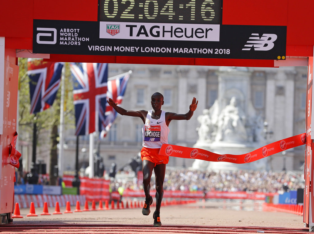 Eliud Kipchoge Wins London Marathon With Memorable Performance