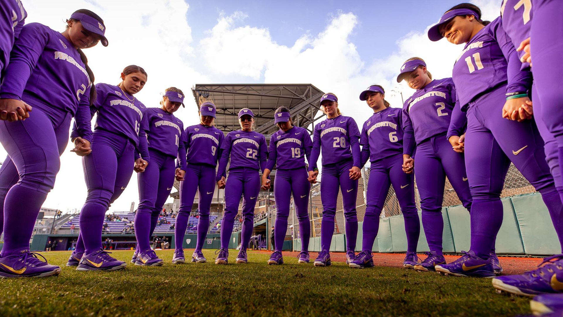 Can Washington Win The College Softball World Series 